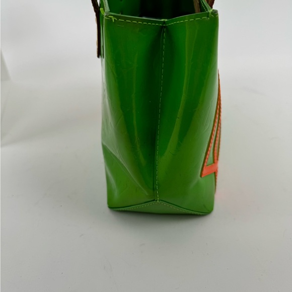 Louis Vuitton Vernis Collab/w Robert Wilson RARE Bright Green w/Orange PM Reade - Picture 5 of 9